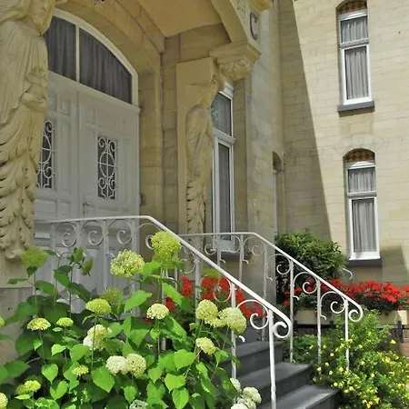 Valkenburg Отель