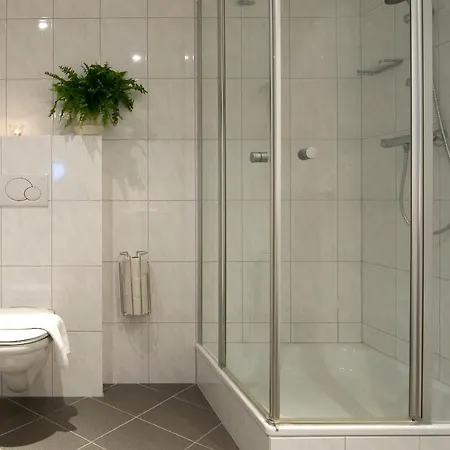 Отель Valkenburg