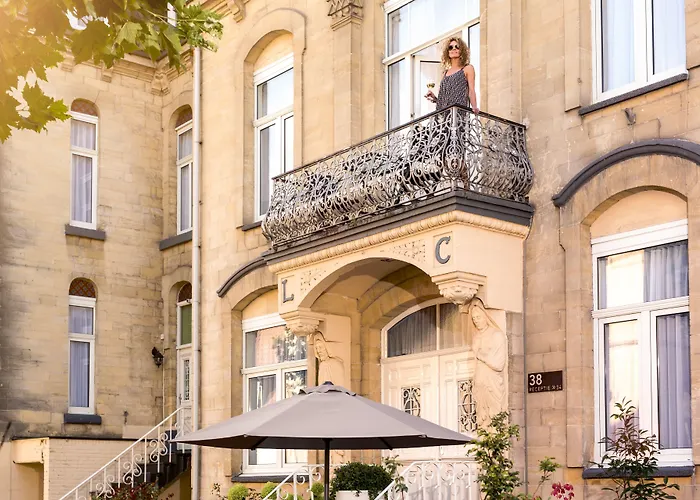 מלון Valkenburg 3*