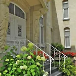 Valkenburg 酒店